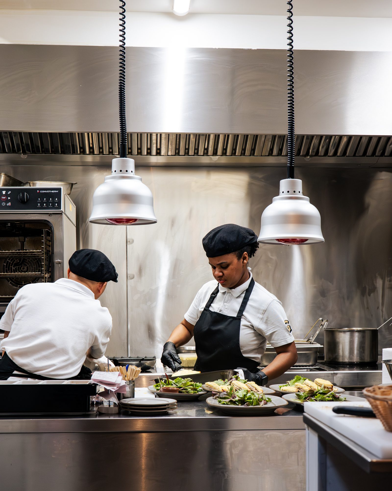 Référencer son restaurant sur ChatGPT et les moteurs IA : mode d'emploi