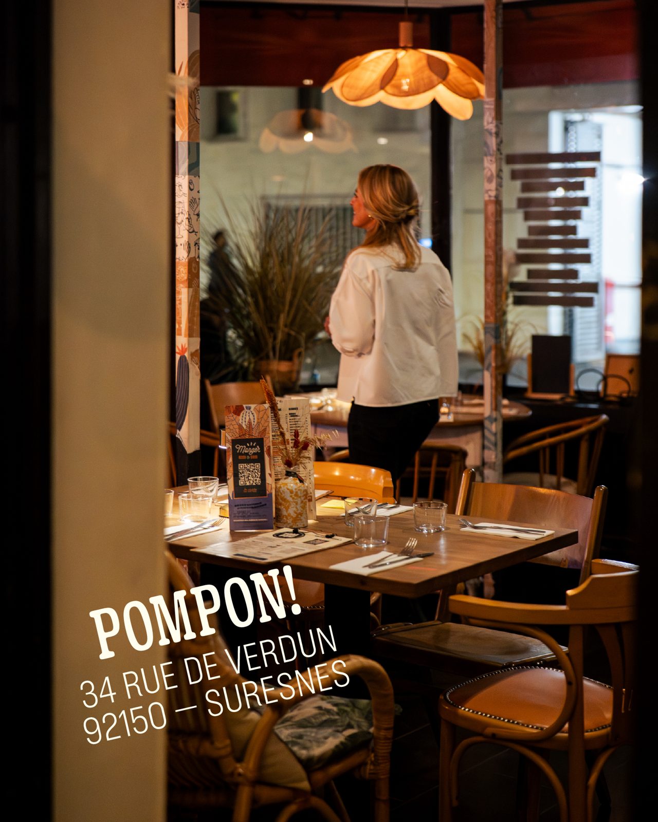 Visuel de kit réseaux sociaux du groupe Schoolyard montrant une salle de restaurant