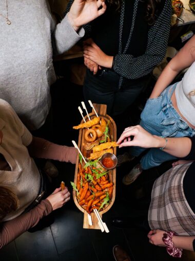 Détail d'un plat gastronomique au restaurant POMPOM!